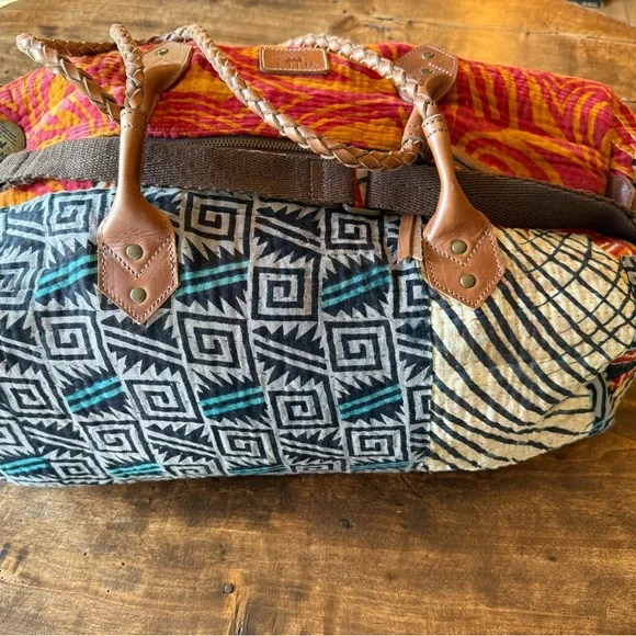 Will Leather Goods Orange/Red and Blue Kantha Travel Bag - Picture 2 of 6